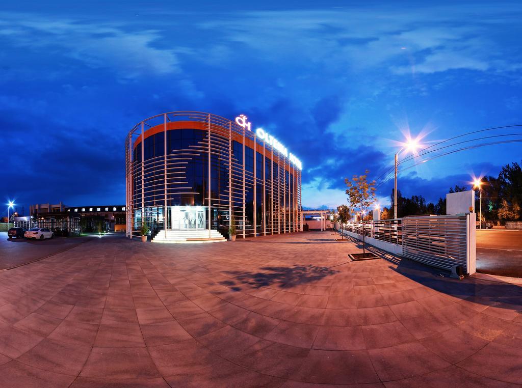 Hotel Oltenia Крайова Экстерьер фото