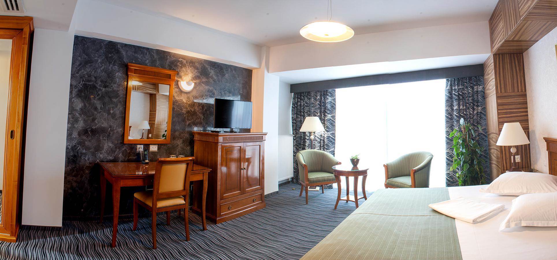 Hotel Oltenia Крайова Экстерьер фото
